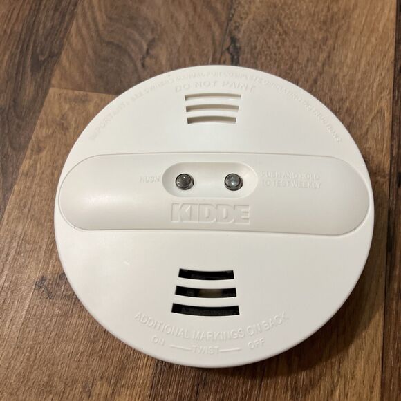 KIDDE SMOKE ALARM DETECTOR PI9010 SINGLE STATION ALARM PHOTOELECTRIC IONIZATION - Picture 1 of 7